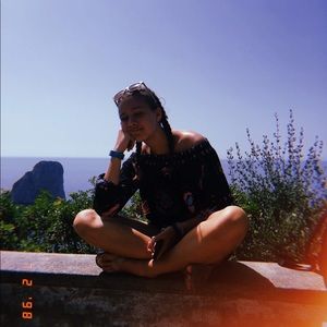 Meet your Posher, Logan